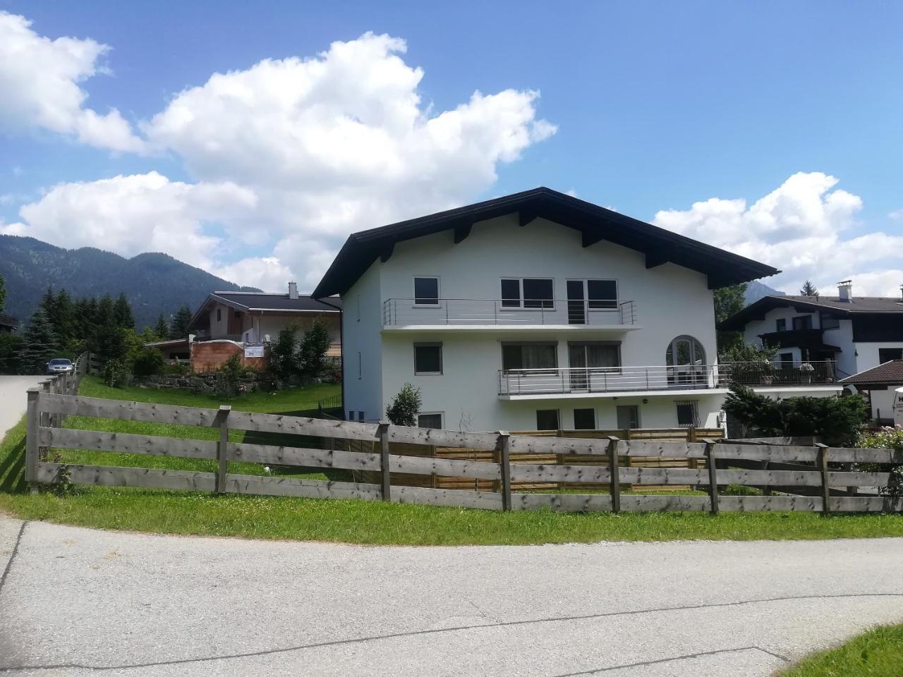 Ferienwohnung Brigitte Oberletzen 外观 照片